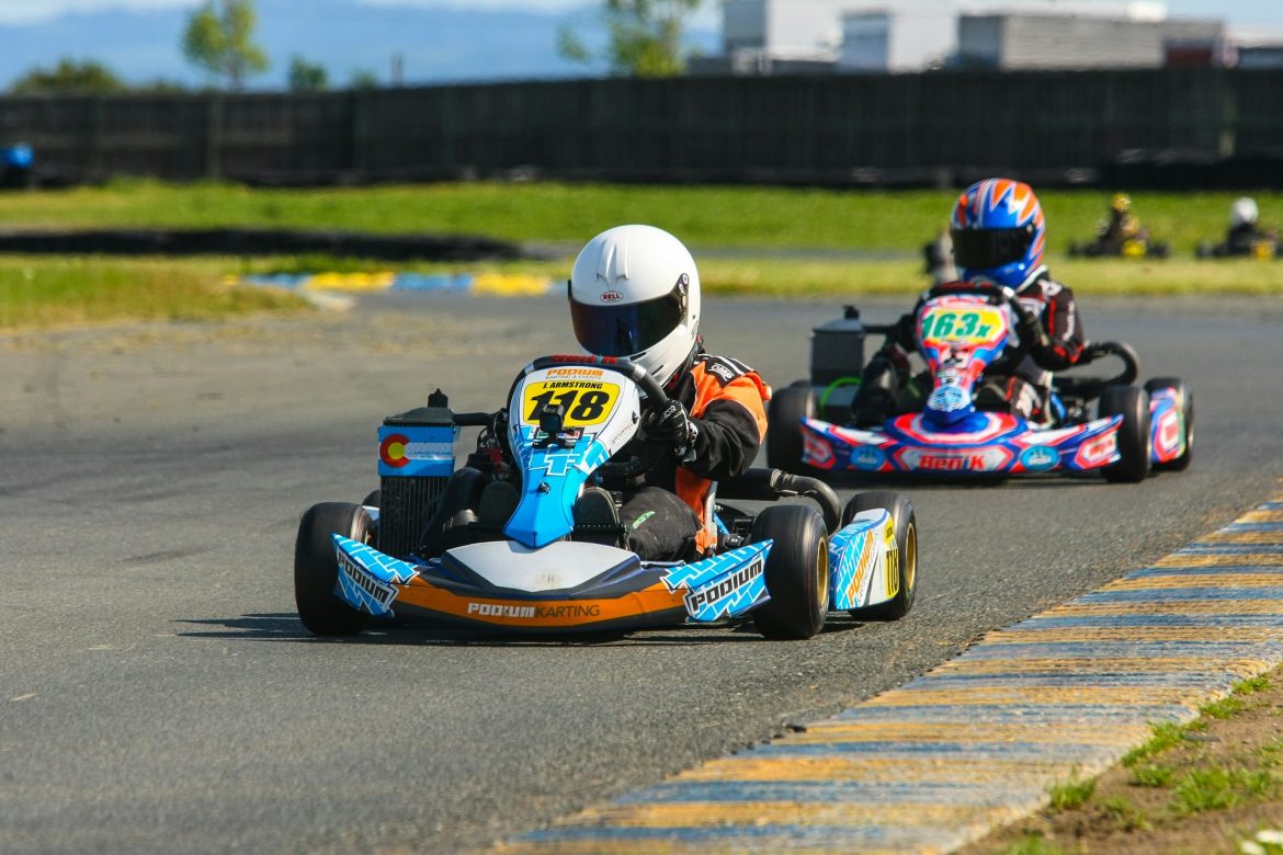 L’Expérience Révolutionnaire du Karting en Réalité Augmentée à Paris et les Exploits d’Atiqa Mir sur Circuit